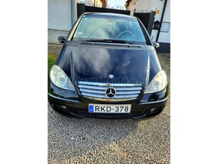 MERCEDES-BENZ A 200 Elegance