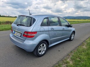 MERCEDES-BENZ B 180 BlueEFFICIENCY Szép állapotban!