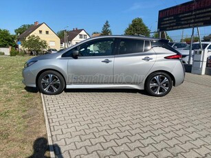 NISSAN LEAF Tekna 40kWh (Automata) LED-360 KAMERA-PROPILOT-SZERVIZKÖNYV-ÚJSZERŰ