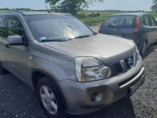 NISSAN X-TRAIL 2.0 dCi LE