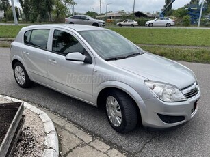 OPEL ASTRA H 1.6 Cosmo FRISS KPM. MŰSZAKI! KILOMÉTER GARANCIA! VEZETETT SZERVIZKÖNYV! D. KLÍMA!