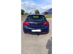 OPEL ASTRA J 1.4 Enjoy