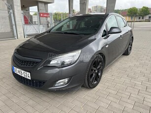 OPEL ASTRA J 2.0 CDTI Start-Stop Sport 1.TULAJTÓL.SZUPER ÁLLAPOT.6 SEBESSÉGES