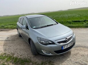 Opel Astra J Sports Tourer 1.7CDTi ecoflex