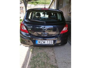 OPEL CORSA D 1.4 Cosmo