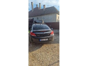 OPEL INSIGNIA 1.8 Active