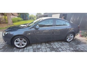 OPEL INSIGNIA Sports Tourer 2.0 CDTI Edition