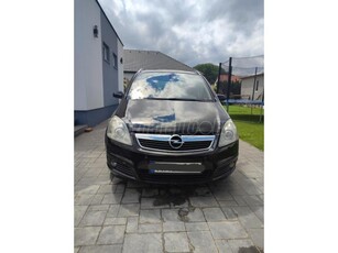 OPEL ZAFIRA B 1.9 DTI Cosmo Sport