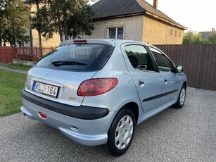 PEUGEOT 206 1.4 Trendy Plus