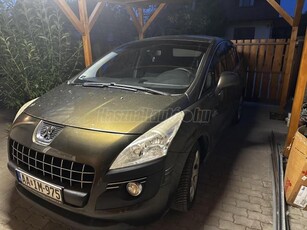 PEUGEOT 3008 1.6 VTi Confort Pack