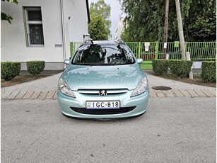 PEUGEOT 307 SW 1.6 Premium 7 SZEMÉLY! ÜLÉSFŰTÉS! SZERVIZKÖNYV! DIGIT.KLÍMA! PANORÁMA TETŐ! GYÖNYÖRŰ!