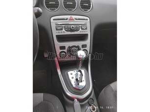 PEUGEOT 308 2.0 HDi Allure (Automata)