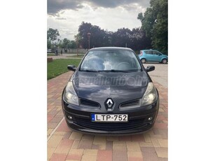 RENAULT CLIO 1.5 dCi Initiale