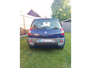 RENAULT SCENIC Scénic 1.6 Dynamique