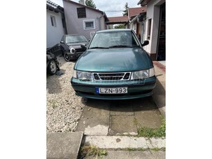 SAAB 900 2.0i S