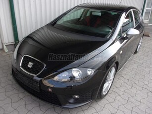 SEAT LEON 2.0 CR TDI FR NAPFÉNYTETŐ.ALCANTARA BELSŐ.TEMPOMAT