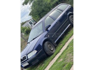 SKODA OCTAVIA 1.6 Active