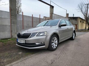 SKODA OCTAVIA 1.6 CR TDI Ambition DSG