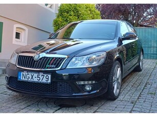 SKODA OCTAVIA 2.0 TFSI RS Magyarországi. Motor generálozva. Xenon. Tempómat. Klíma. Ülésfűtés stb.!