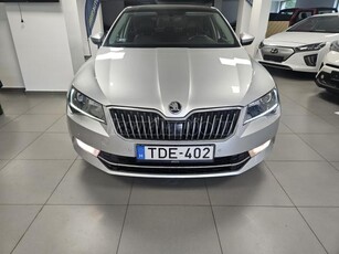 SKODA SUPERB 2.0 TDI SCR Style DSG 2. tulaj. Végig szervizelt. Szép állapotban