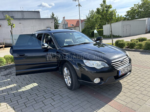 SUBARU OUTBACK 2.5 Comfort