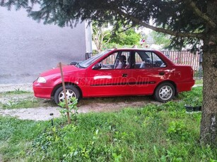 SUZUKI SWIFT Sedan 1.3 GC