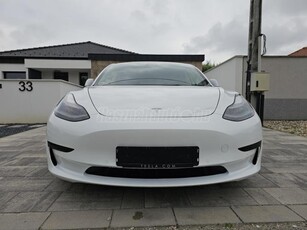 TESLA MODEL 3 Standard Range Plus Aut Gyönyörű állapot.Téli+Nyári szett.Hőszivattyú.LFP akku.Teljeskörű gyári garancia