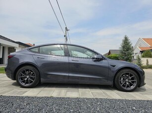 TESLA MODEL 3 Standard Range Plus Aut Kitűnő állapot.Facelift.EAP.Hőszivattyú.LFP akku.Teljeskörű gyári garancia