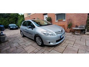 TOYOTA AURIS 1.33 Luna