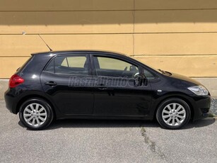 TOYOTA AURIS 1.6 Sol DUAL