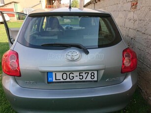 TOYOTA AURIS 2.0 D-4D Sol 2009