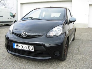 TOYOTA AYGO 1.0