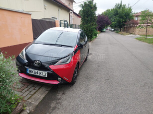 TOYOTA AYGO 1.0 x-clusive