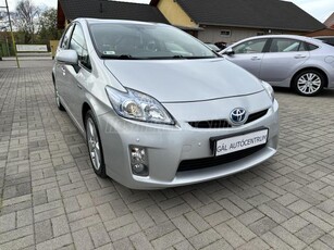 TOYOTA PRIUS 1.8 HSD Premium (Automata)