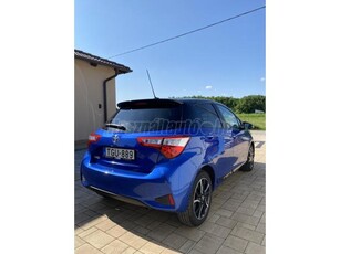 TOYOTA YARIS 1.5 Dual VVT-iE Selection Smart Blue