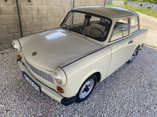 TRABANT 601