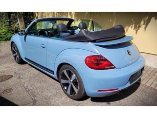 VOLKSWAGEN BEETLE Cabrio 2.0 Crtdi 60' S Sport