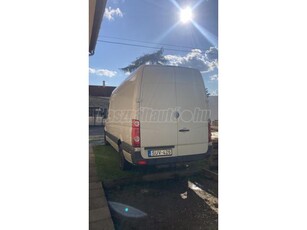 VOLKSWAGEN CRAFTER 2.5 TDI 35 L3H2