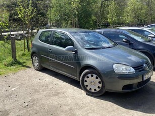 VOLKSWAGEN GOLF 1.4 Trendline