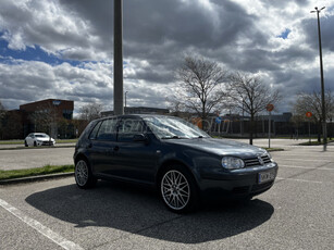 VOLKSWAGEN GOLF IV 1.6