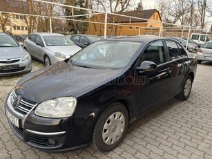 VOLKSWAGEN JETTA 1.9 PD TDI Trendline MO-I