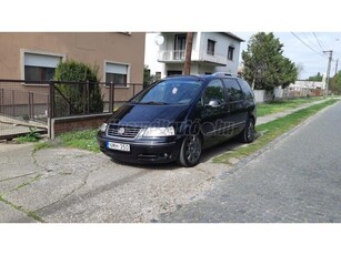 VOLKSWAGEN SHARAN 1.9 PD TDI Highline