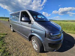 VOLKSWAGEN TRANSPORTER T5 Mikrobusz 2.0 CR TDI (9 személyes )