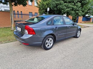 VOLVO S40 1.6 Kinetic 49 EZER KILOMÉTER. MAGYAR