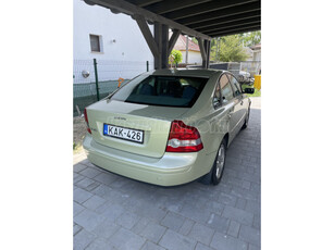 VOLVO S40 2.0 D Momentum