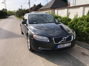 VOLVO S80 2.4 D [D5] Summum Geartronic