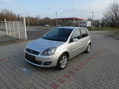 FORD FIESTA 1.25 Platinum