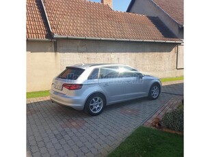 AUDI A3 1.4 TFSI Ambition S-tronic