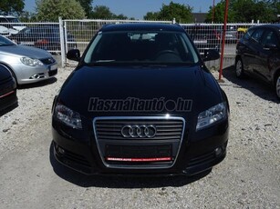 AUDI A3 1.6 Ambiente 159.900km Digit Klíma