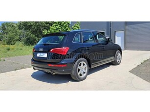 AUDI Q5 3.0 TDI DPF quattro S-tronic